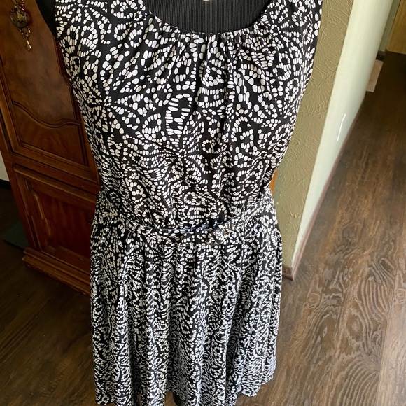 Alfani Summer Flair Dress ‼️ - Picture 2 of 5